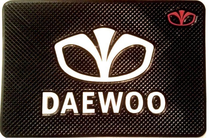 Коврик на панель приборов Daewoo, квадратный
